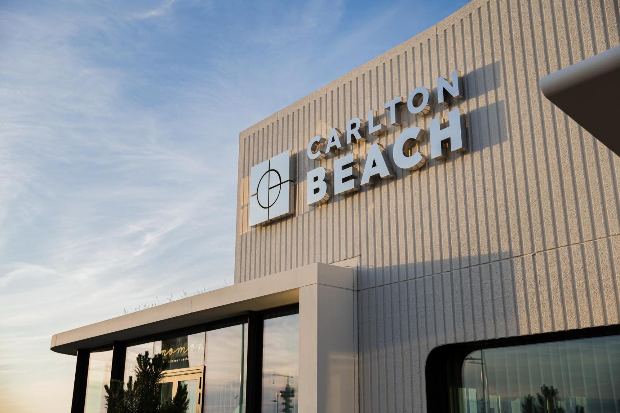 Carlton Hotel